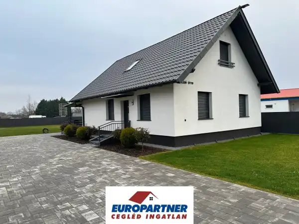 Eladó családi ház, Abony 3 szoba 112 m² 108 M Ft