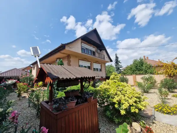 Eladó családi ház, Akasztó 4 szoba 150 m² 75.9 M Ft