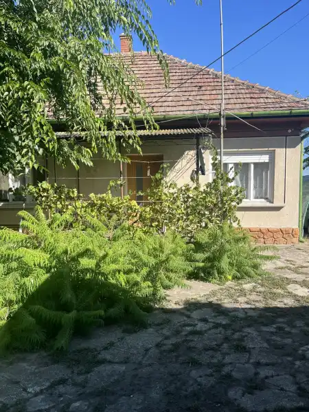 eladó családi ház, Albertirsa