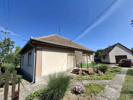 eladó családi ház, Albertirsa