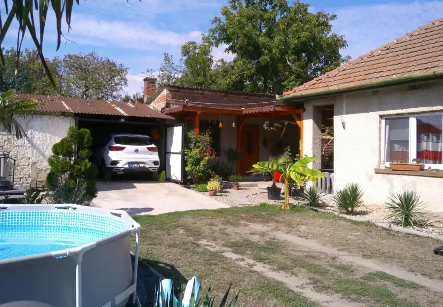 eladó családi ház, Albertirsa