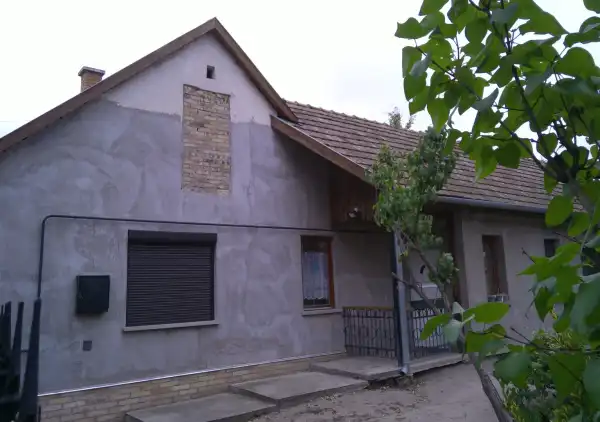 Eladó családi ház, Albertirsa 2+1 szoba 68 m² 54.9 M Ft Eladó családi ház, Albertirsa 2+1 szoba 68 m² 54.9 M Ft