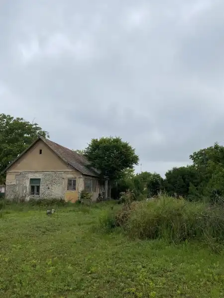 eladó családi ház, Apostag