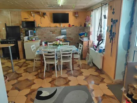 eladó családi ház, Ászár