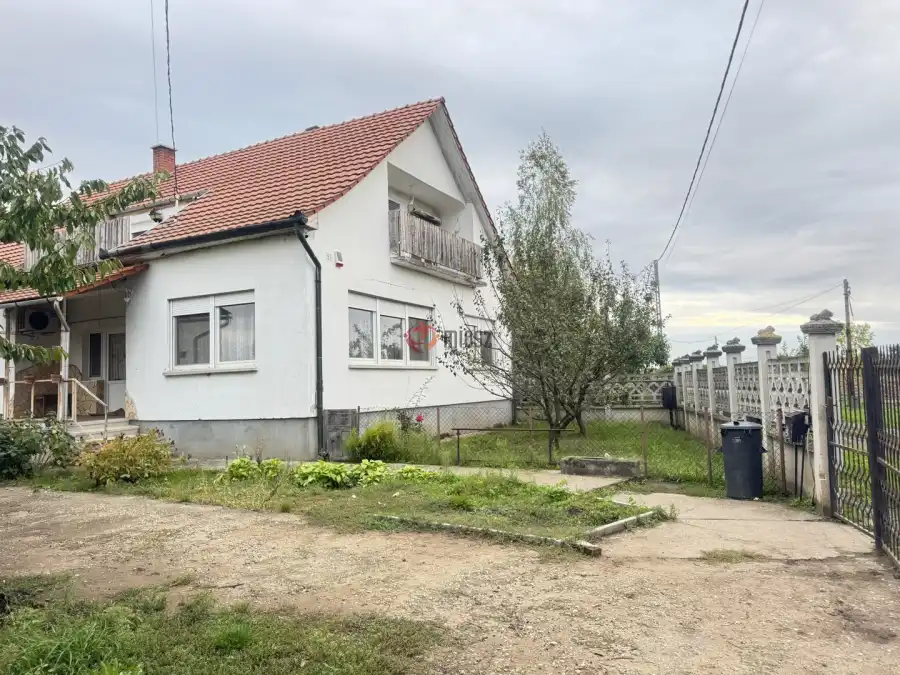 eladó családi ház, Átány