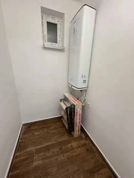 eladó családi ház, Baj