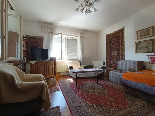 Eladó családi ház, Bakonyjákó 3+1 szoba 150 m² 47.5 M Ft