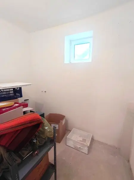 eladó családi ház, Bakonyszombathely