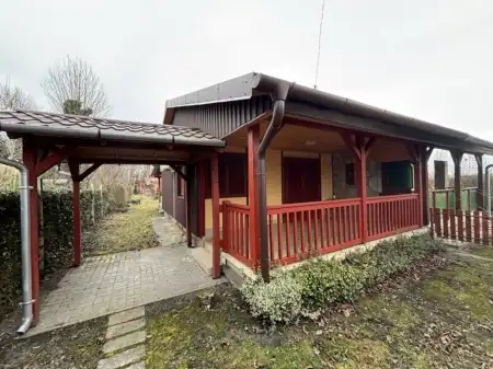 eladó családi ház, Balatonmáriafürdő