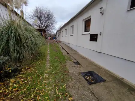 eladó családi ház, Bár