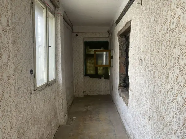 Eladó családi ház, Békéscsaba 2 szoba 100 m² 16 M Ft