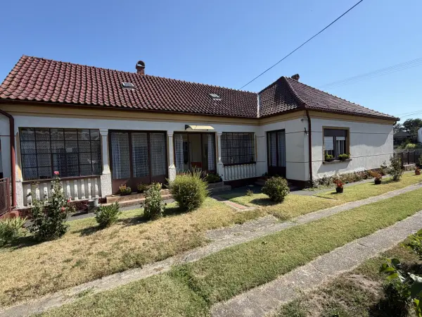 Eladó családi ház, Belezna 3 szoba 146 m² 37.8 M Ft