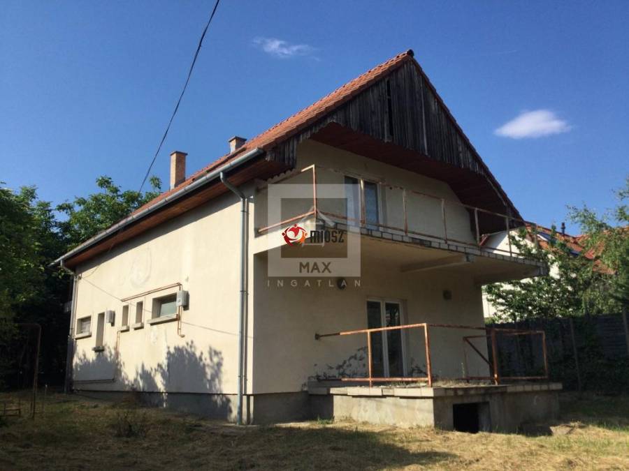 eladó családi ház, Budaörs