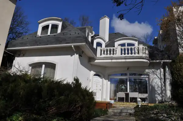 Eladó családi ház, Budapest, I. kerület 4 szoba 205 m² 349 M Ft