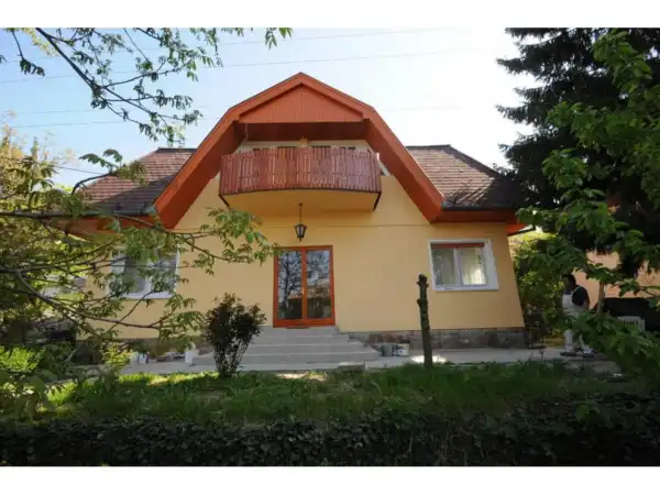 Eladó családi ház, Budapest, II. kerület 7 szoba 200 m² 180 M Ft