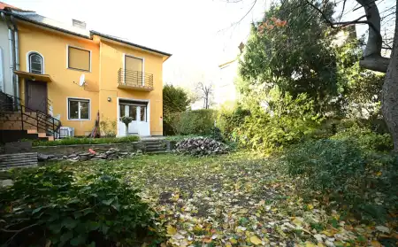 eladó családi ház, Budapest, II. kerület