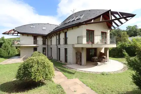 eladó családi ház, Budapest, II. kerület