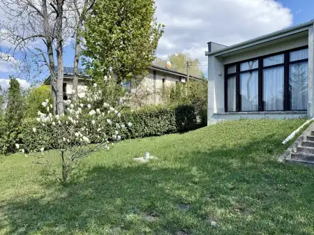 eladó családi ház, Budapest, XII. kerület