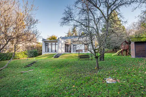 Eladó családi ház, Budapest, XII. kerület 4 szoba 200 m² 820 M Ft