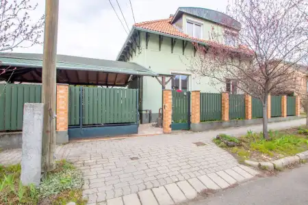 eladó családi ház, Budapest, XIX. kerület