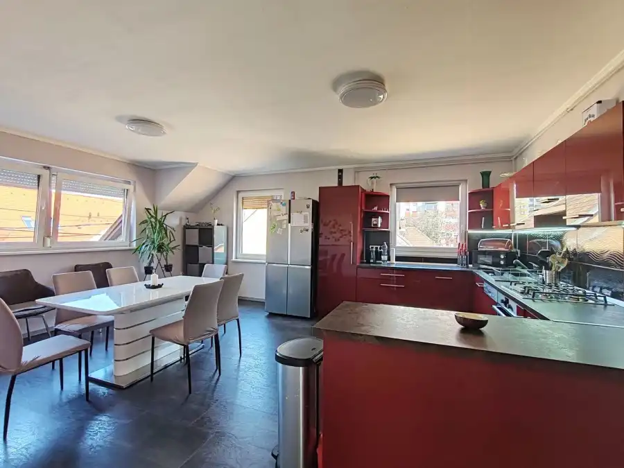 eladó családi ház, Budapest, XXI. kerület