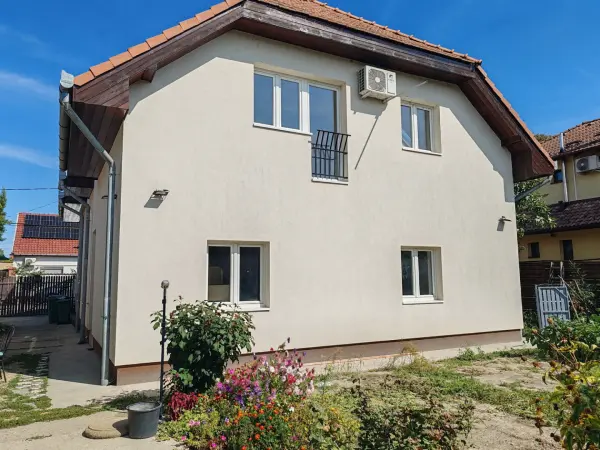 Eladó családi ház, Budapest, XXI. kerület 8 szoba 197 m² 190 M Ft