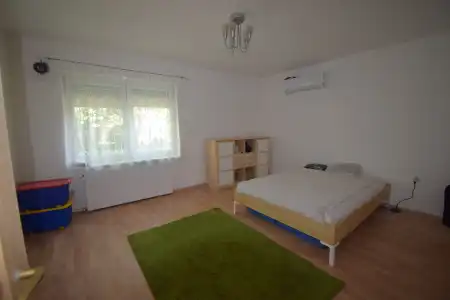 eladó családi ház, Budapest, XXI. kerület