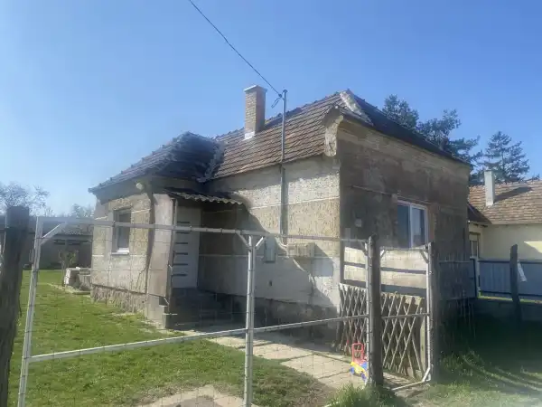 Eladó családi ház, Császár 2 szoba 48 m² 25 M Ft