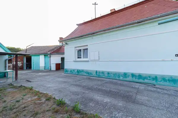 Eladó családi ház, Csengőd 3+1 szoba 72 m² 23 M Ft