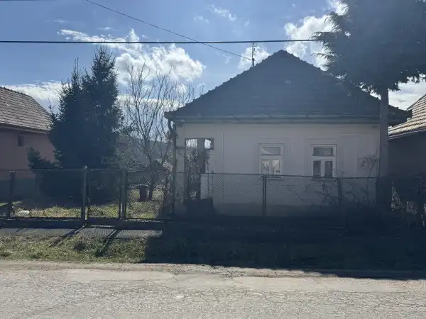Eladó családi ház, Cserháthaláp 2 szoba 60 m² 9.9 M Ft