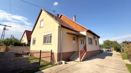 eladó családi ház, Dabas