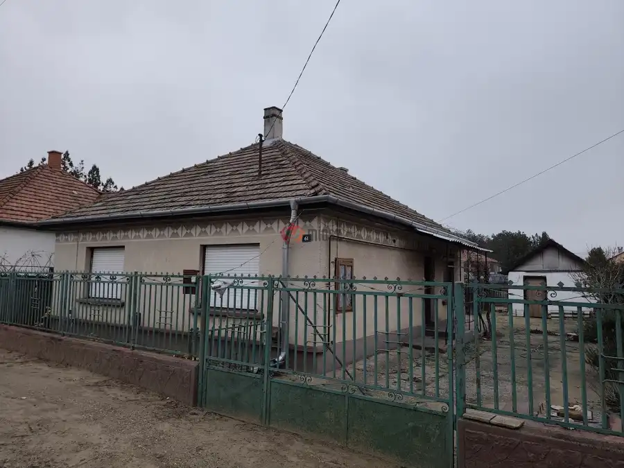 eladó családi ház, Dabas