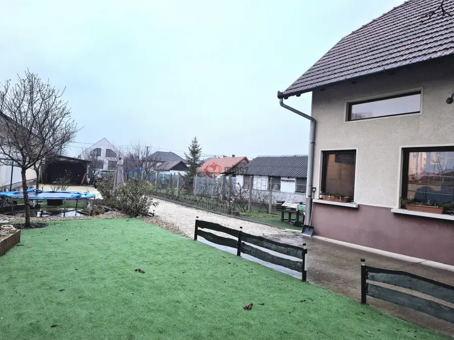 eladó családi ház, Dabas