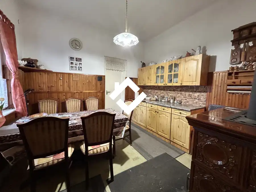 eladó családi ház, Dabas