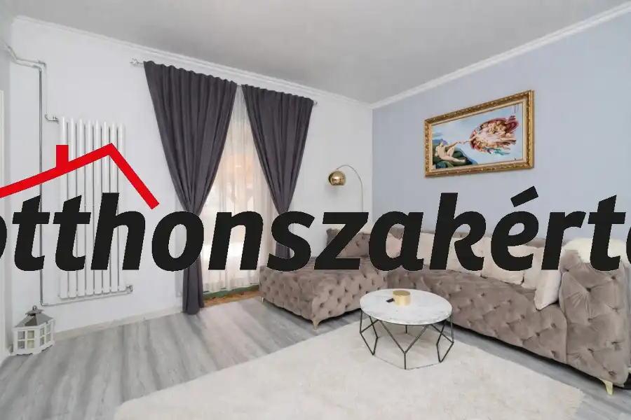 eladó családi ház, Dány