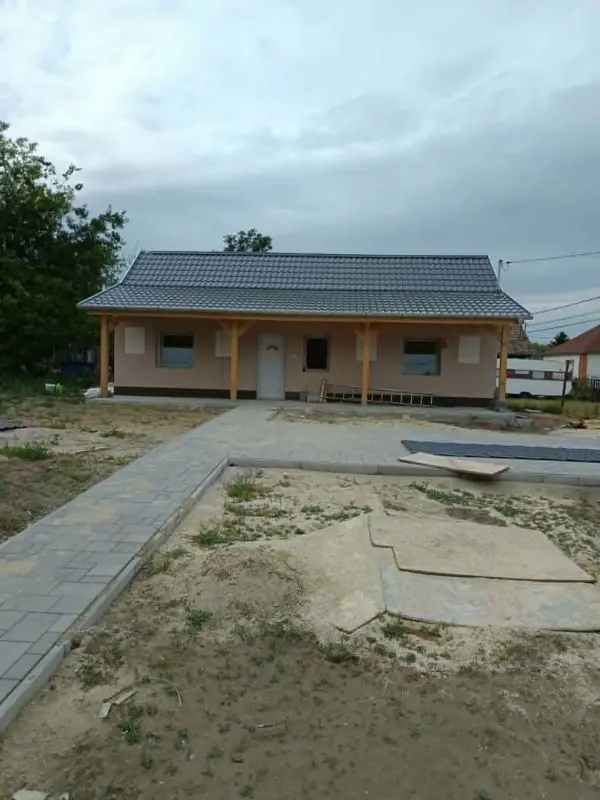 Eladó családi ház, Daruszentmiklós 2 szoba 45 m² 22 M Ft