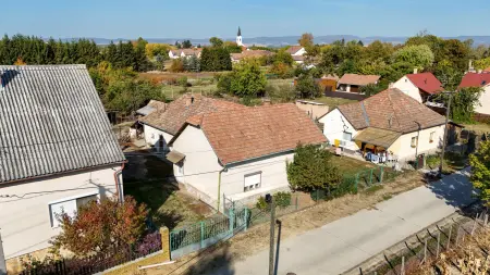 eladó családi ház, Dejtár