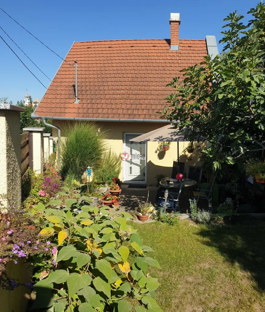 eladó családi ház, Dunaföldvár