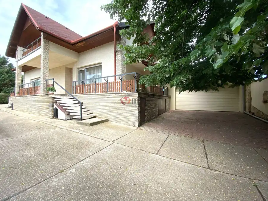 eladó családi ház, Dunakeszi