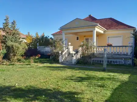 eladó családi ház, Eger