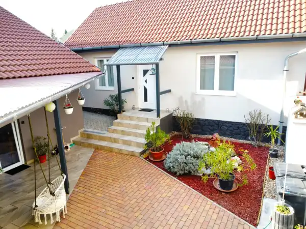 Eladó családi ház, Eger 4+2 szoba 154 m² 124.9 M Ft