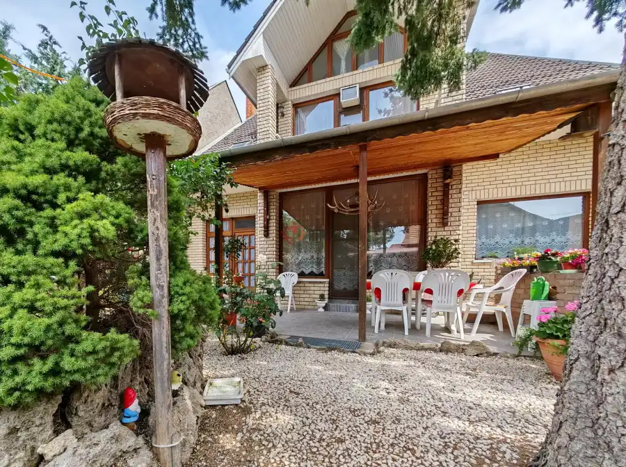 eladó családi ház, Eger