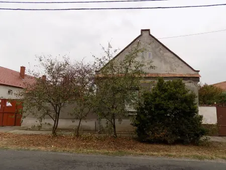 eladó családi ház, Egyházaskesző