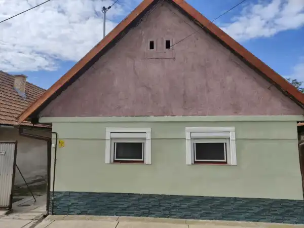 Eladó családi ház, Elek 2+1 szoba 75 m² 13.8 M Ft