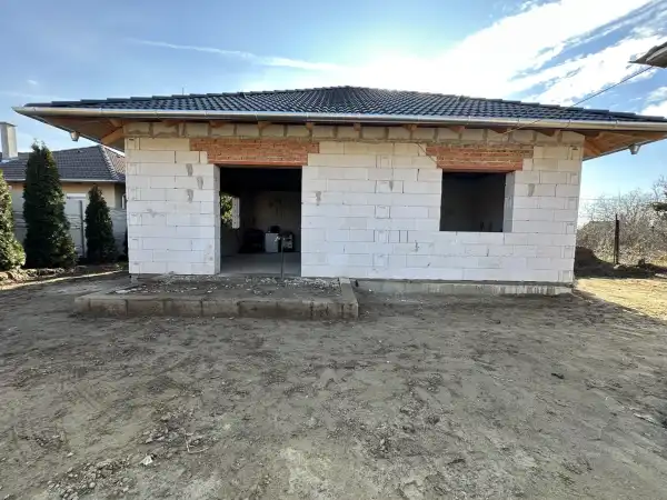 Eladó családi ház, Erdőkertes 3 szoba 95 m² 78.5 M Ft