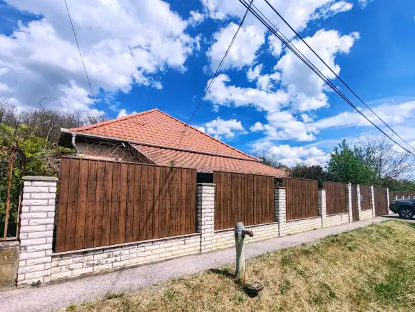 Eladó családi ház, Erdőkürt 5+1 szoba 133 m² 39.9 M Ft