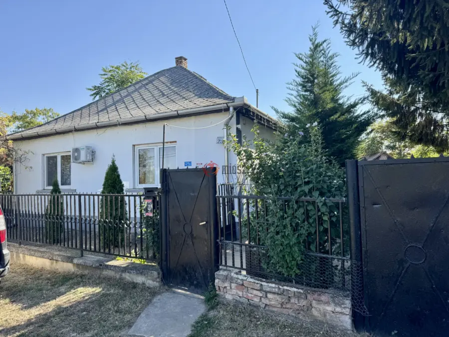 eladó családi ház, Erdőtelek