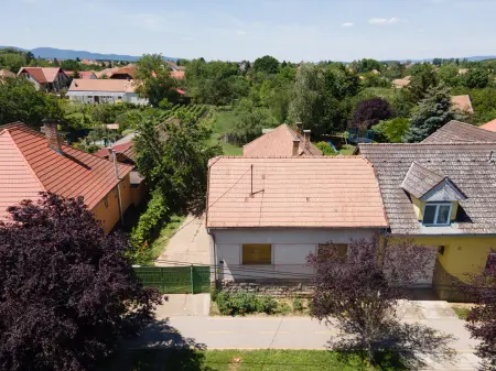 eladó családi ház, Érsekvadkert