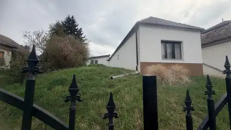 eladó családi ház, Esztergályhorváti