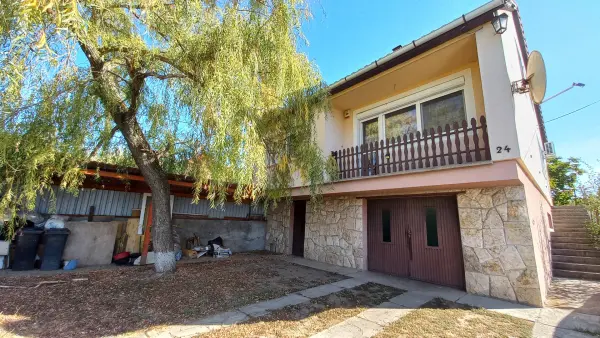 Eladó családi ház, Felcsút 2 szoba 80 m² 76.5 M Ft